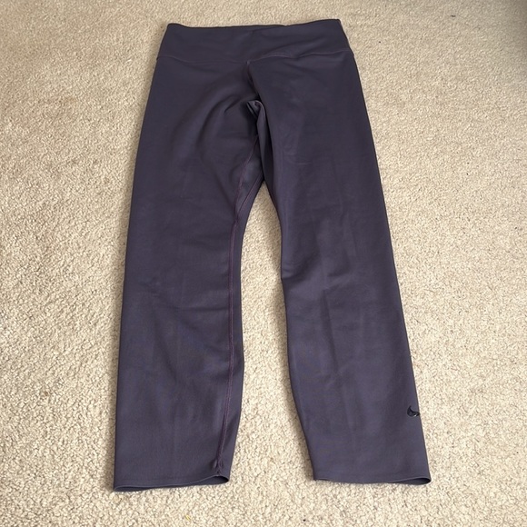 Nike Crop - Picture 2 of 11